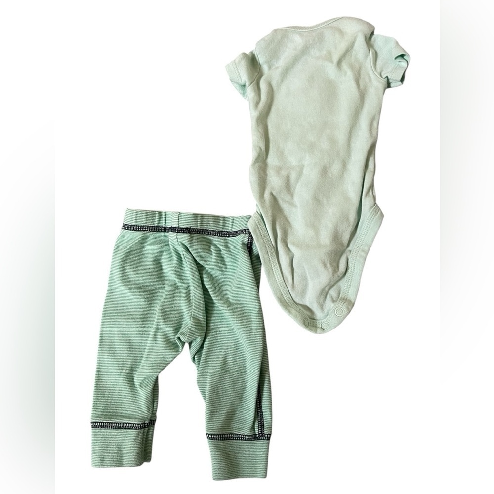 Newborn 2 piece set Gymboree striped pant & Green Baby Onesie by Carter's - Picture 3 of 7
